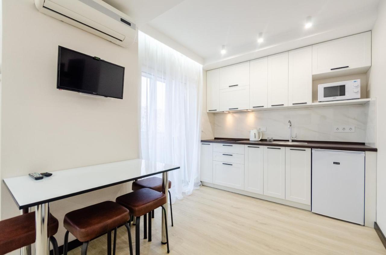 Artal Apartment On Obolonsky Avenue 31 Kiev Esterno foto